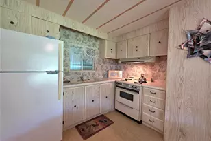 33600 Isabelle Dr, Wesley Chapel, FL 33543 - Photo 35