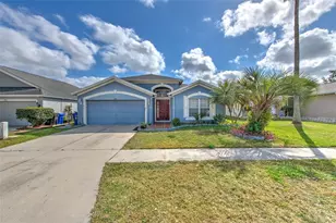2703 Breakwater Ct, Brandon, FL 33511 - Photo 1