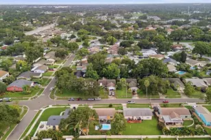 670 Kirkland Cir, Dunedin, FL 34698 - Photo 43