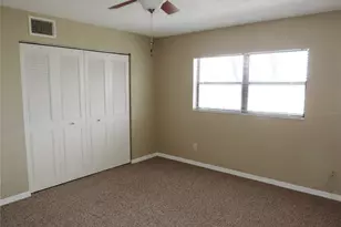145 116th Ave, Treasure Island, FL 33706 - Photo 11