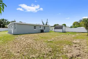 7710 Coral Vine Ln, Tampa, FL 33619 - Photo 35