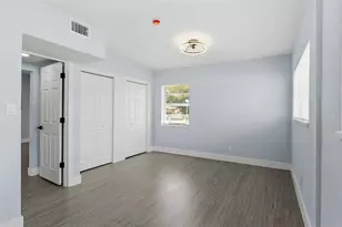 7710 Coral Vine Ln, Tampa, FL 33619 - Photo 23