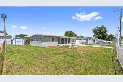 7710 Coral Vine Lane, Tampa, FL 33619 - Photo 3