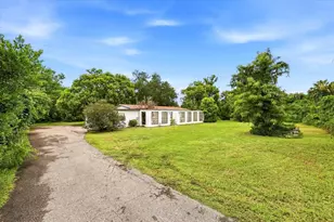 403 S Parsons Ave, Seffner, FL 33584 - Photo 3