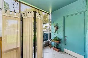 11436 2nd St N, Saint Petersburg, FL 33716 - Photo 21