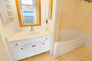 4141 Bayshore Blvd, Tampa, FL 33611 - Photo 19