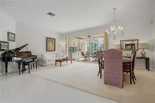 2093 Swan Ln, Palm Harbor, FL 34683 - Photo 9