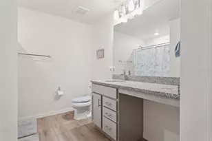 37402 Yukon Dr, Zephyrhills, FL 33540 - Photo 15