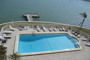 10315 Gulf Blvd, Treasure Island, FL 33706 - Photo 11
