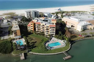 10315 Gulf Blvd, Treasure Island, FL 33706 - Photo 13