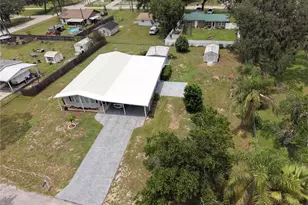 37747 Silver Pines Ave, Zephyrhills, FL 33542 - Photo 5