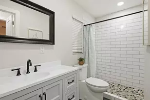 2168 Victoria Dr, Clearwater, FL 33763 - Photo 23