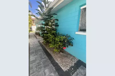 40 82nd Avenue #Unit 2, Saint Petersburg, FL 33706 - Photo 11