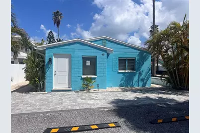 40 82nd Avenue #Unit 3, Saint Petersburg, FL 33706 - Photo 1