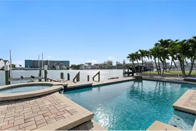 10038 S Yacht Club Drive, Treasure Island, FL 33706 - Photo 25