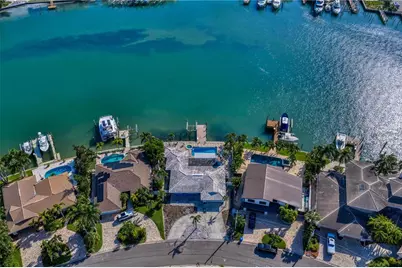 10038 S Yacht Club Drive, Treasure Island, FL 33706 - Photo 5