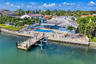 10038 S Yacht Club Dr, Treasure Island, FL 33706 - Photo 27