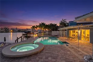 10038 S Yacht Club Dr, Treasure Island, FL 33706 - Photo 3