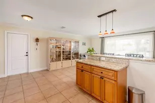 6348 115th Ln, Seminole, FL 33772 - Photo 11