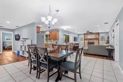 8513 Dee Circle, Riverview, FL 33569 - Photo 11