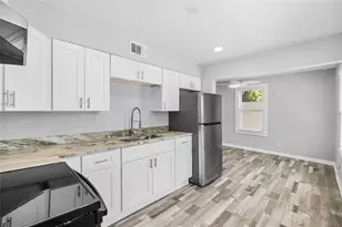 128 W North St, Tampa, FL 33604 - Photo 7
