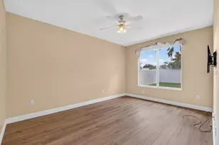 5605 Hawklake Rd, Lithia, FL 33547 - Photo 27