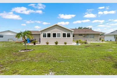 901 Hacienda Drive, Sun City Center, FL 33573 - Photo 31