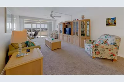 17920 Gulf Boulevard #1808, Redington Shores, FL 33708 - Photo 11