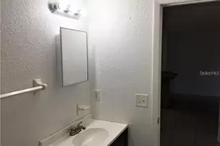 8306 N 17th St, Tampa, FL 33604 - Photo 25