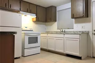 8306 N 17th St, Tampa, FL 33604 - Photo 5