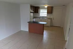8306 N 17th St, Tampa, FL 33604 - Photo 17