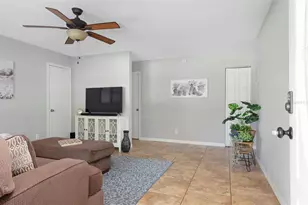 1744 26th Ave N, Saint Petersburg, FL 33713 - Photo 3
