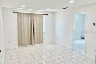 9015 Westchester Cir, Tampa, FL 33604 - Photo 9