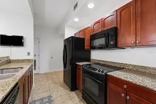 628 Cleveland St, Clearwater, FL 33755 - Photo 15