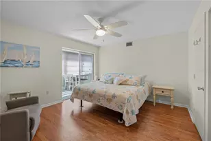 7801 11th St N, Saint Petersburg, FL 33702 - Photo 21