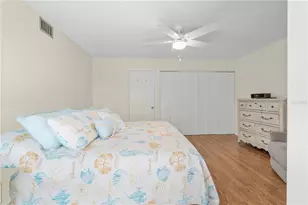7801 11th St N, Saint Petersburg, FL 33702 - Photo 21