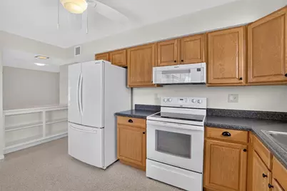 705 Thunderbird Avenue, Sun City Center, FL 33573 - Photo 7