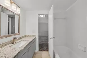 12409 Titus Ct, Tampa, FL 33612 - Photo 21