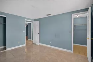 6711 Glen Forest Ct, Tampa, FL 33615 - Photo 13