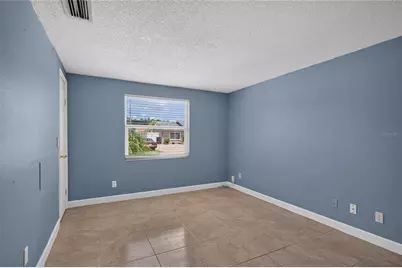6711 Glen Forest Court, Tampa, FL 33615 - Photo 15