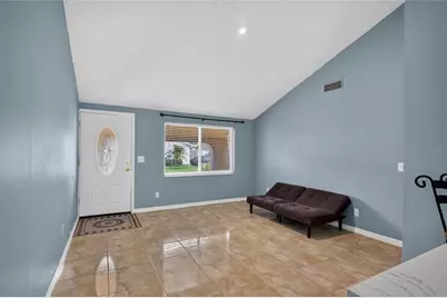 6711 Glen Forest Court, Tampa, FL 33615 - Photo 11