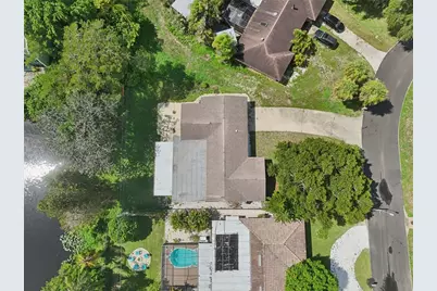 11435 Oval Drive E, Largo, FL 33774 - Photo 45