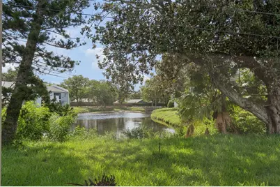 11435 Oval Drive E, Largo, FL 33774 - Photo 37