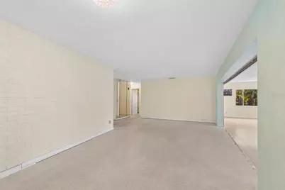 11435 Oval Drive E, Largo, FL 33774 - Photo 7