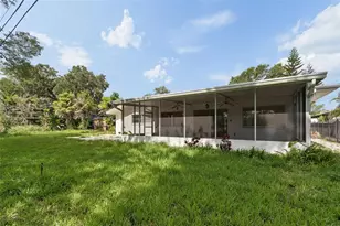 11435 Oval Dr E, Largo, FL 33774 - Photo 41