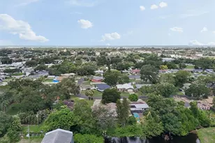 11435 Oval Dr E, Largo, FL 33774 - Photo 49