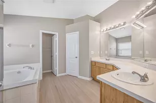 30435 Annadale Dr, Wesley Chapel, FL 33545 - Photo 41