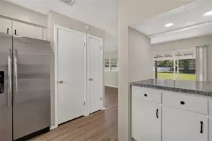 7502 Pond Cir, Spring Hill, FL 34606 - Photo 11