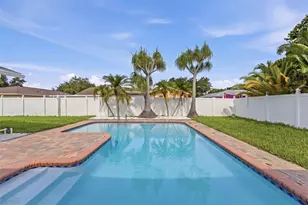 9354 119th Way, Seminole, FL 33772 - Photo 25