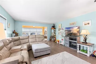 2259 Costa Rican Dr, Clearwater, FL 33763 - Photo 9